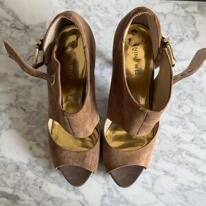 Nine West Brown Peep Toe Heels